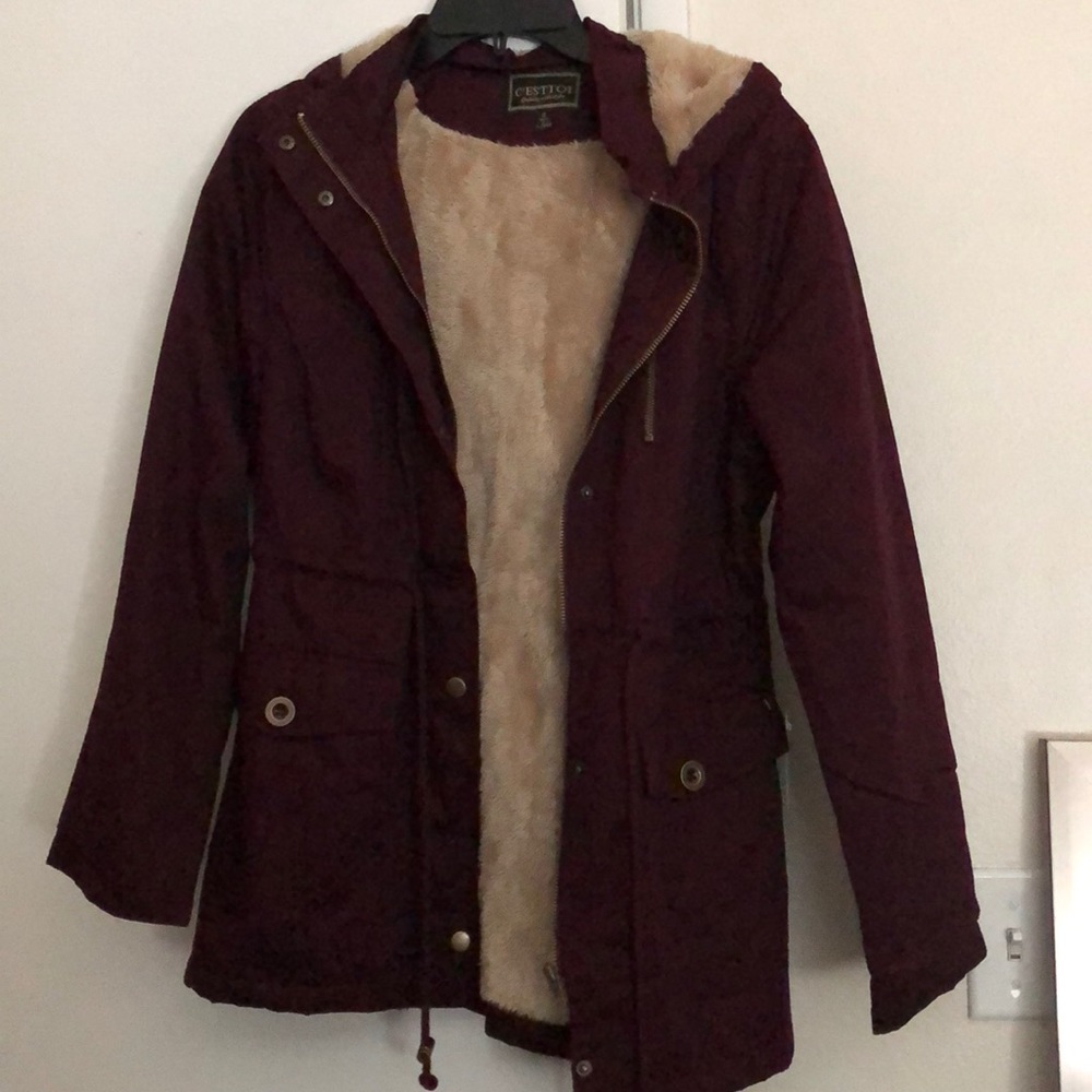 Zippered Burgundy Jacket with hoodie